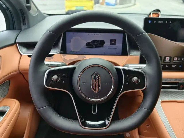 Shangjie SUV — Фото автомобиля 10