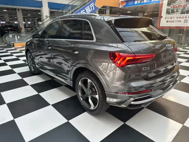 Audi Q3 — Фото автомобиля 14