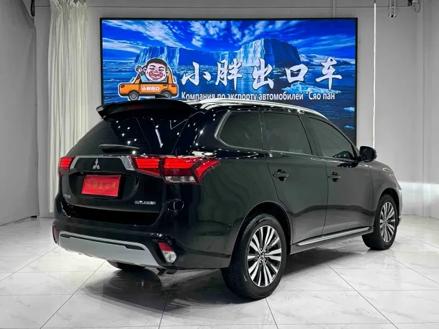 Mitsubishi Outlander — Фото автомобиля 4