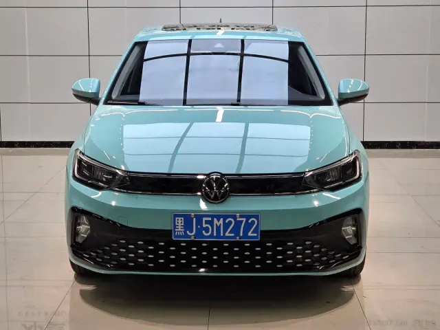 Volkswagen Lavida — Фото автомобиля 2