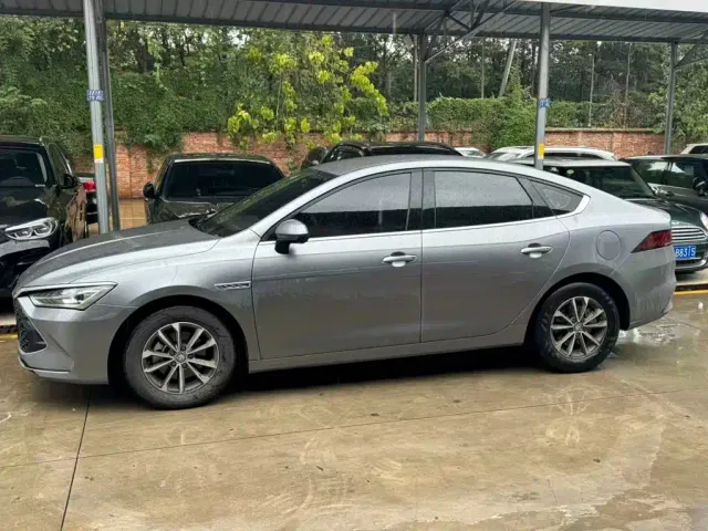 BYD Qin PLUS — Фото автомобиля 3