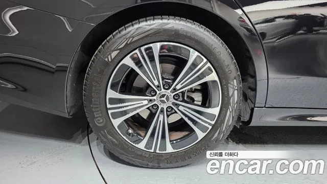 Mercedes-Benz E-Class W214 — Фото автомобиля 5