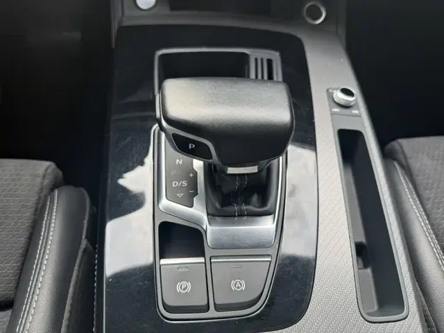 Audi Q5L Sportback — Фото автомобиля 13