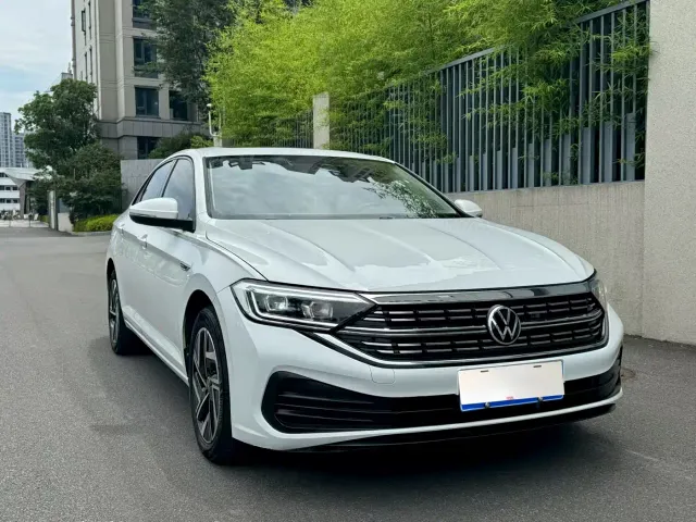 Volkswagen Sagitar — Фото автомобиля 2