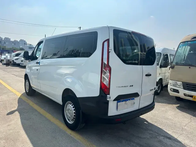 Ford Transit — Фото автомобиля 4