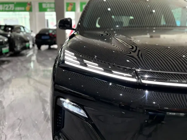 Geely Galaxy Starship 7 EM-i — Фото автомобиля 22
