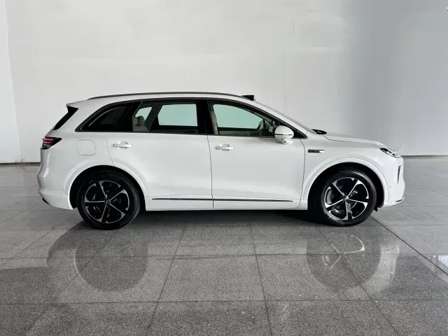 Shangjie SUV — Фото автомобиля 3