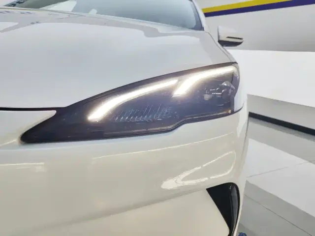 BYD Seal 05 DM-i — Фото автомобиля 5