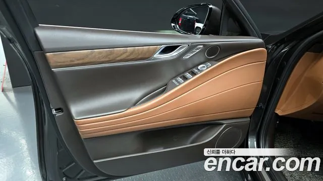 Genesis G80 Бензин 3.5 турбо AWD — Фото автомобиля 24
