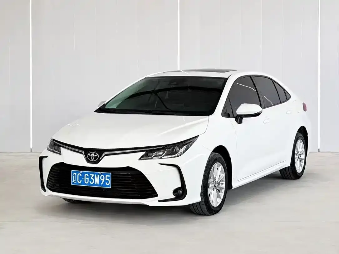 Фотография автомобиля — Toyota Corolla