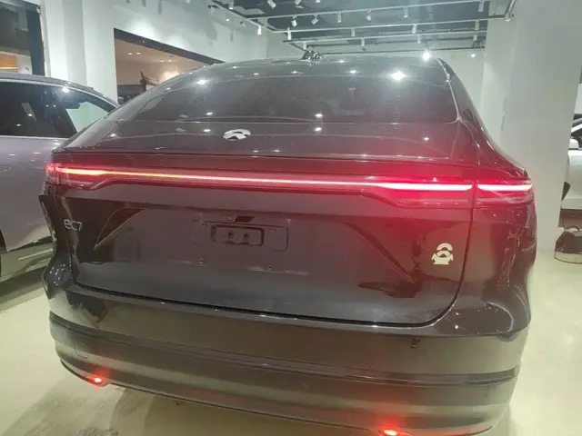 Nio EC7 — Фото автомобиля 5