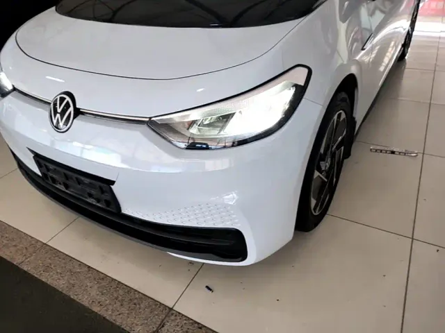 Volkswagen ID.3 — Фото автомобиля 23