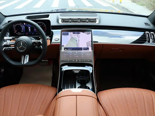 Mercedes-Benz S-Class — Фото автомобиля 14
