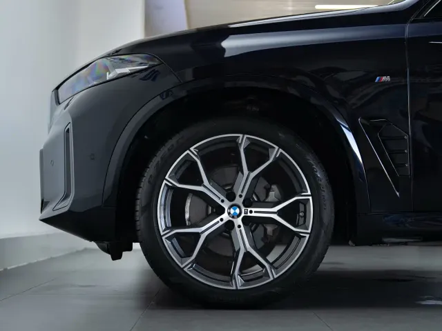 BMW X5 — Фото автомобиля 10