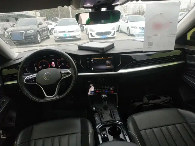 Volkswagen Passat — Фото автомобиля 5