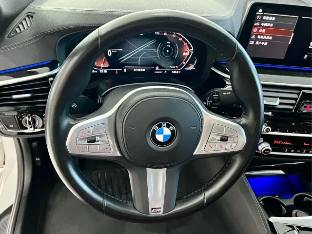 BMW 5 Series — Фото автомобиля 14