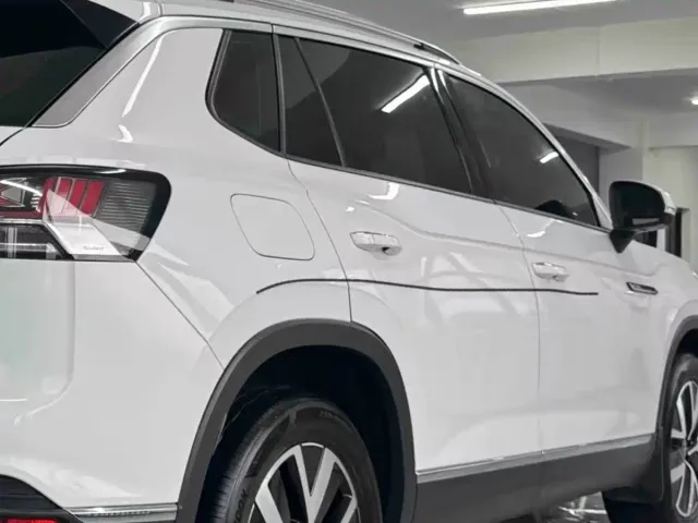 Audi Q3 — Фото автомобиля 21