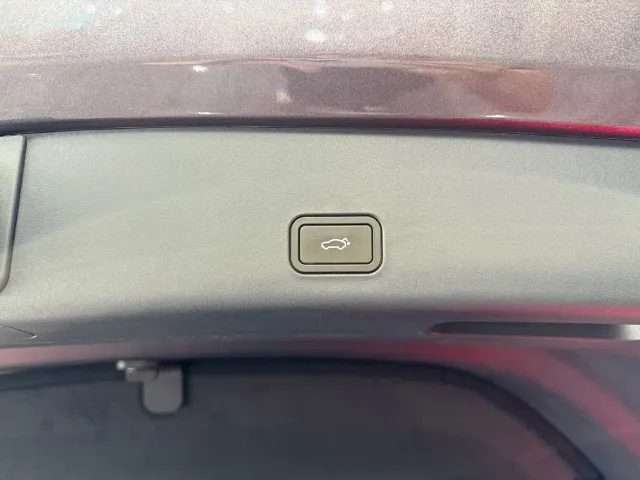 Zeekr 001 — Фото автомобиля 24