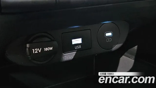 Hyundai AVANTE Новый Avante (CN7) — Фото автомобиля 18