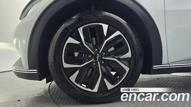 Kia EV6 — Фото автомобиля 5