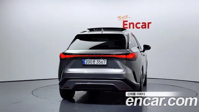 Lexus RX — Фото автомобиля 4