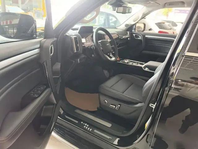 Haval Big Dog — Фото автомобиля 15