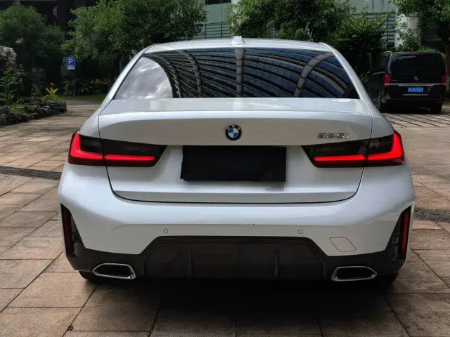 BMW 3 Series — Фото автомобиля 8
