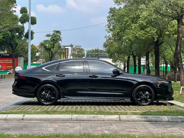 Honda Accord — Фото автомобиля 5