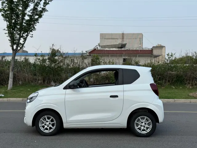 Roewe Clever — Фото автомобиля 8
