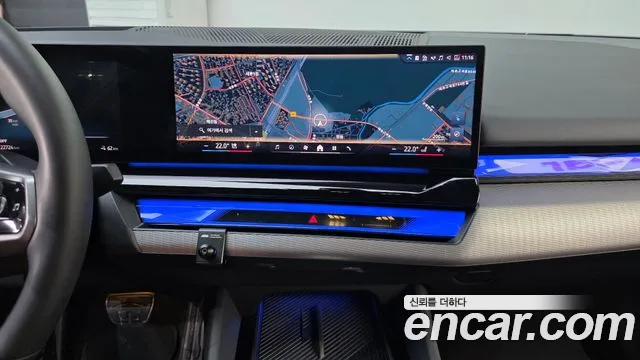 BMW i5 — Фото автомобиля 12
