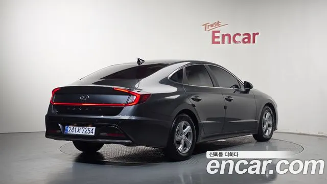 Фотография автомобиля — Hyundai Sonata DN8