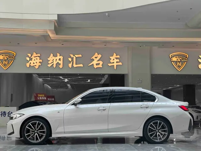 BMW 3 Series — Фото автомобиля 3