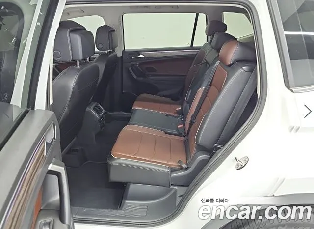 Volkswagen Tiguan — Фото автомобиля 12