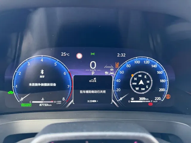 Toyota Alphard — Фото автомобиля 13