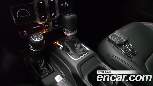 Jeep Wrangler Wrangler (JL) 2.0 Rubicon 2 двери — Фото автомобиля 9