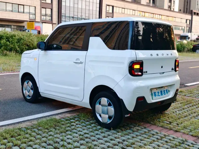 Geely Panda — Фото автомобиля 4