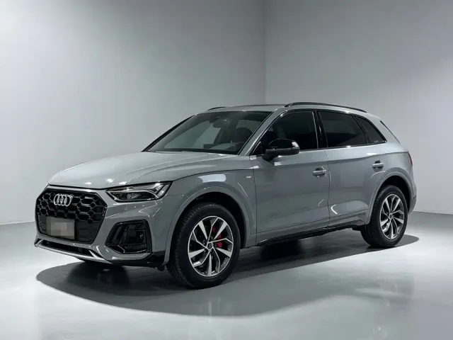Фотография автомобиля — Audi Q5L