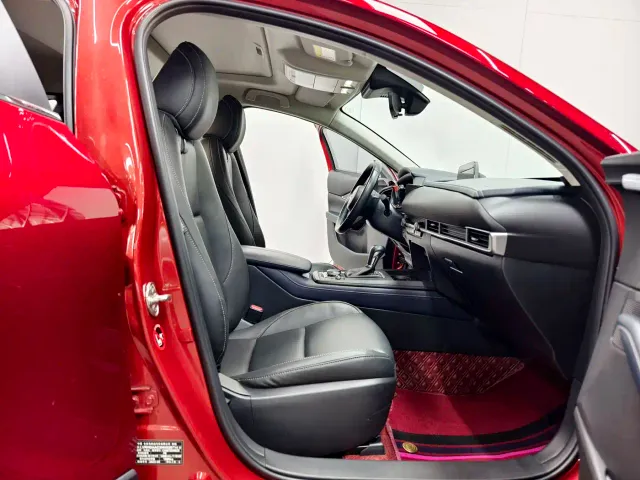 Mazda CX-30 — Фото автомобиля 14