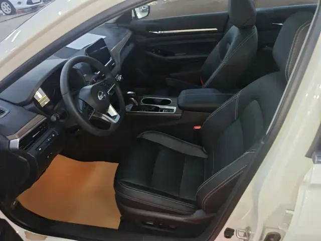 Nissan Teana — Фото автомобиля 14