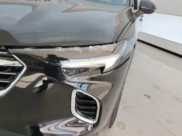 Buick Envision S — Фото автомобиля 5