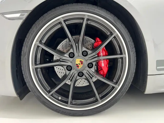 Porsche 718 — Фото автомобиля 8
