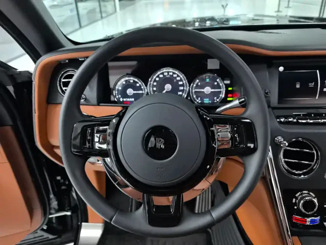 Rolls-Royce Cullinan — Фото автомобиля 7