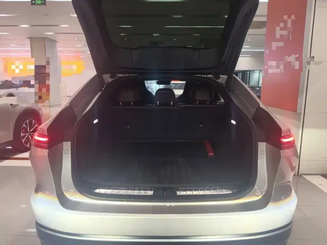 Nio EC7 — Фото автомобиля 14