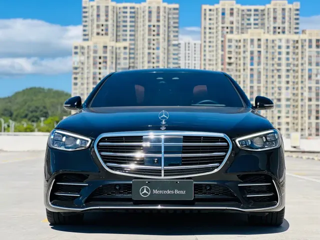 Mercedes-Benz S-Class — Фото автомобиля 2