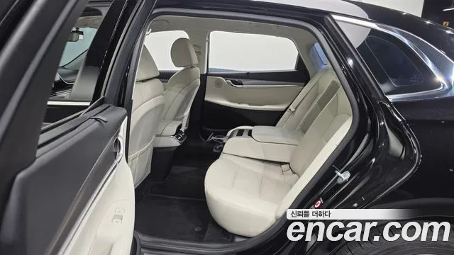Hyundai Grandeur Новый Grandeur IG — Фото автомобиля 12