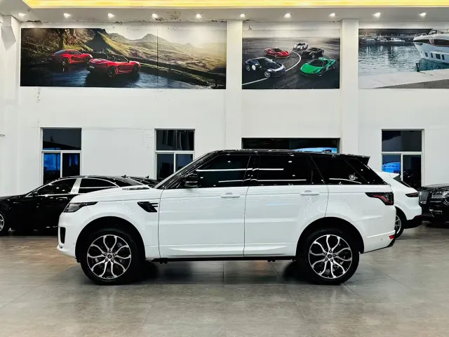 Land Rover Range Rover Sport — Фото автомобиля 3