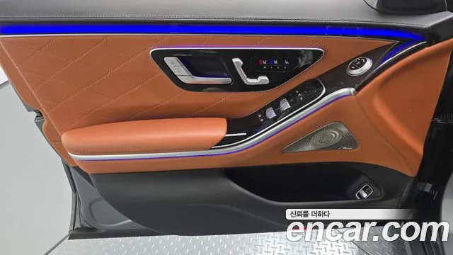 Mercedes-Benz S-Class — Фото автомобиля 21
