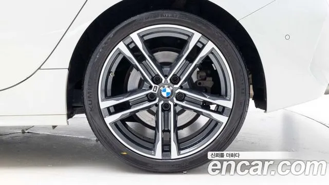 BMW 1 Series — Фото автомобиля 4