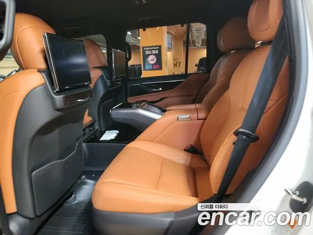 Lexus LX 4th Gen — Фото автомобиля 7