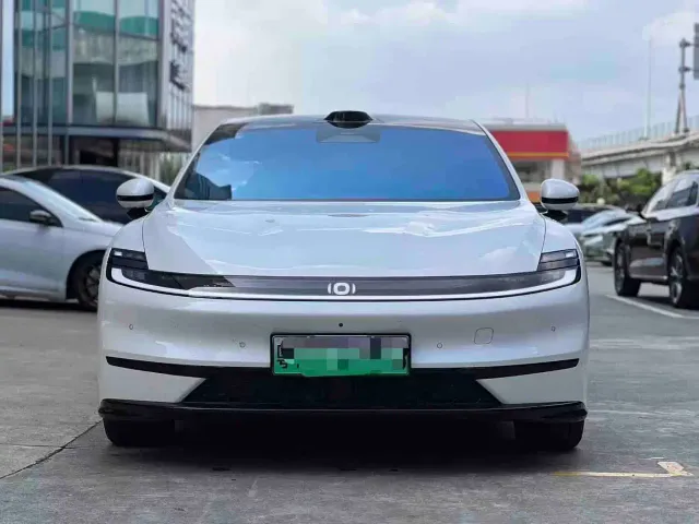 Changan Qiyuan A06 — Фото автомобиля 2